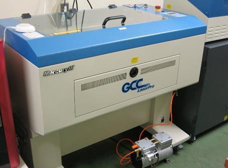 レーザー加工機