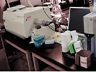 【大阪大学】円二色性分散計(日本分光 J-720W)